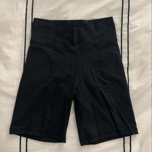 Wilfred Free 7” Biker Shorts